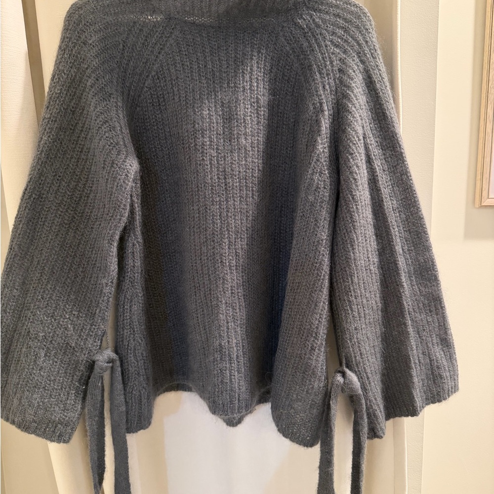 NAADAM Gray Ribbed Turtleneck Sweater with Sleeve Ties